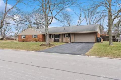 124 Virginia Ave, Washington Township, OH 45458