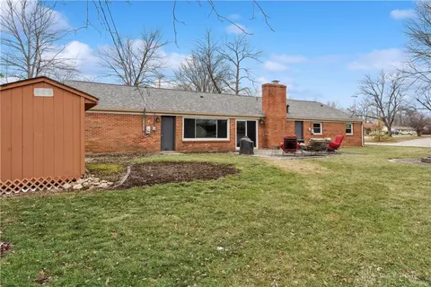 Exterior - 124 Virginia Ave, Washington Township, OH 45458 photo 6 of 9