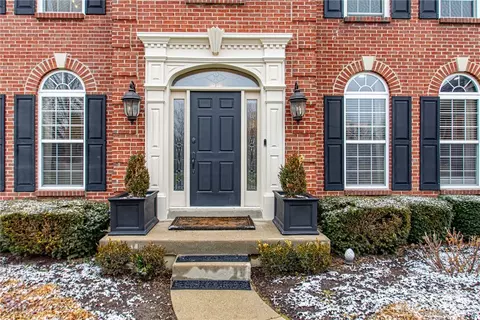 1275 Waters Edge Dr, Centerville, OH 45458 photo 3