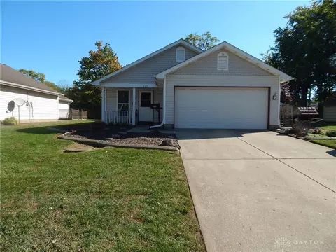 207 Edgewood St, Middletown, OH 45044