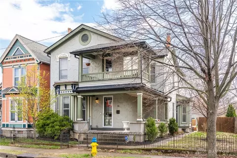38 Ringgold St, Dayton, OH 45403