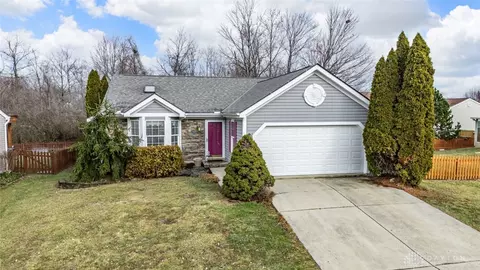 9640 Deer Track Rd, West Chester, OH 45069