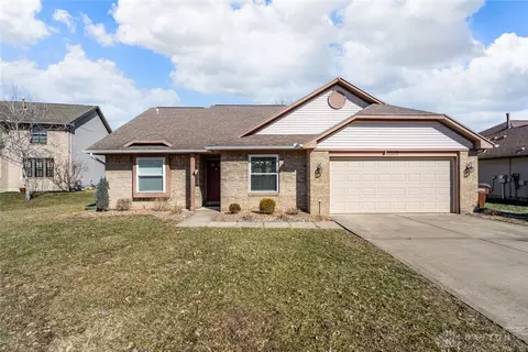2375 Bugleboy Ct, Miamisburg, OH 45342