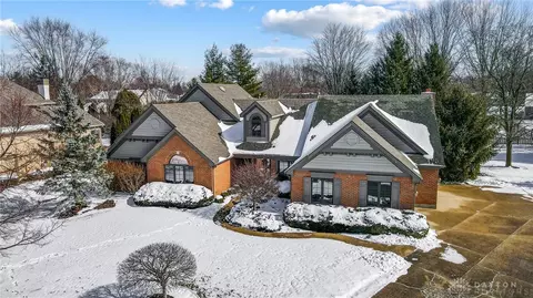 10170 Apple Springs Dr, Washington Township, OH 45458