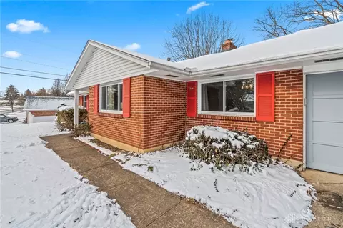 4231 Clarendon Dr, Kettering, OH 45440 photo 3