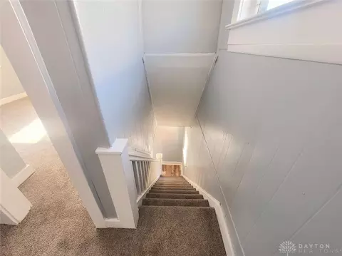Entry Way - 550 E Rose St, Springfield, OH 45505 photo 6 of 6