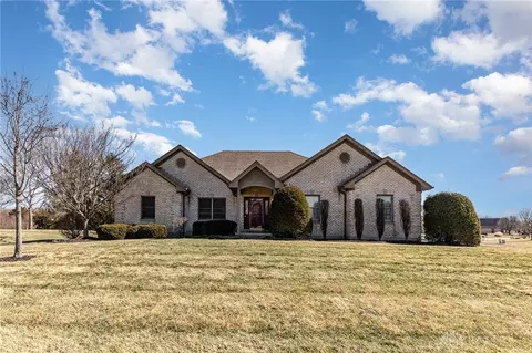 3686 E Salinas Cir, Dayton, OH 45440