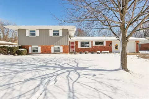 1626 Hillside Dr, Dayton, OH 45432