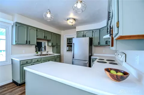 2337 N Cottingham Rd, Springfield, OH 45506 photo 7
