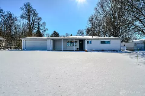 2337 N Cottingham Rd, Springfield, OH 45506 photo 2