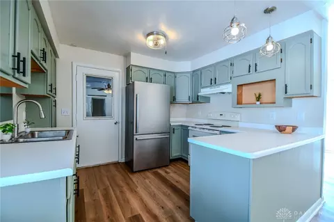 2337 N Cottingham Rd, Springfield, OH 45506 photo 9