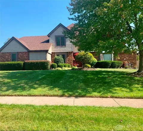 611 Tara Oaks Dr, Middletown, OH 45042