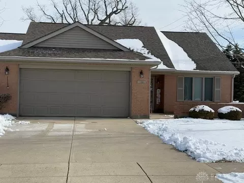 1565 Dee Anne Dr, Xenia, OH 45385