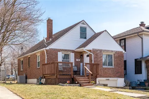 1908 John Glenn Rd, Dayton, OH 45420