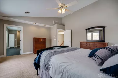 Bedroom - 776 E Lower Springboro Rd, Springboro, OH 45066 photo 2 of 9