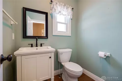 Bath - 776 E Lower Springboro Rd, Springboro, OH 45066 photo 1 of 7