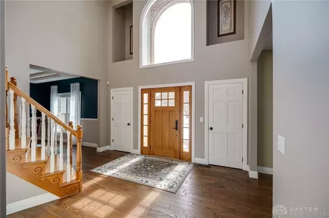 Entry Way - 776 E Lower Springboro Rd, Springboro, OH 45066 photo 2 of 6