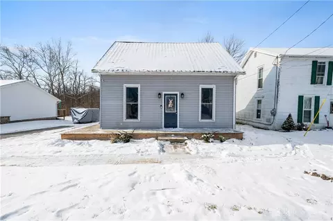 198 W Main St, Clarksville, OH 45113