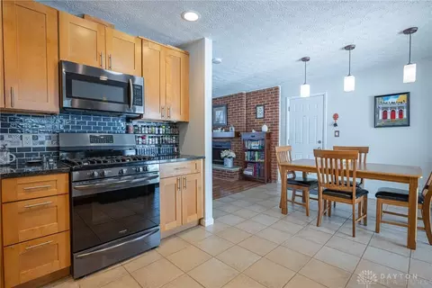 8 Boundbrook Dr, Centerville, OH 45459 photo 12