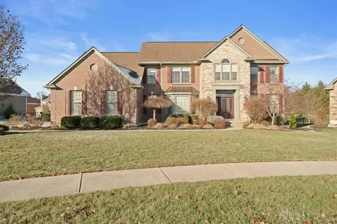 2055 Stablehand Dr, Dayton, OH 45458