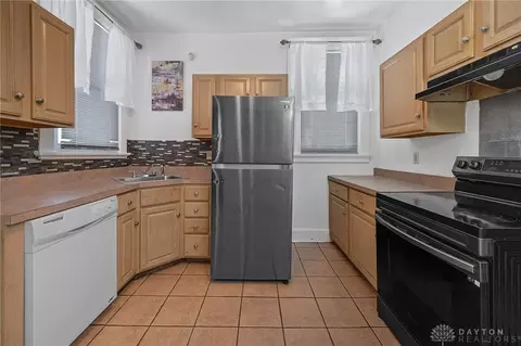 Kitchen - 2041 Ley Ave, Cincinnati, OH 45214 photo 2 of 3