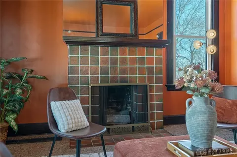 Living - 2041 Ley Ave, Cincinnati, OH 45214 photo 2 of 3