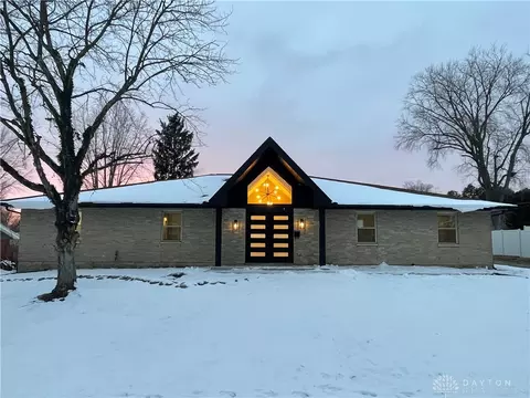 4655 Glenheath Dr, Dayton, OH 45440