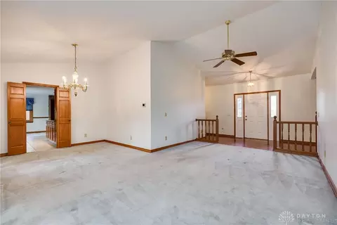 Living - 3889 Eagle Point Dr, Beavercreek, OH 45430 photo 4 of 8