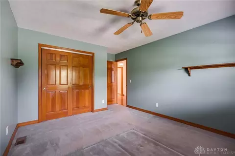 Bedroom - 3889 Eagle Point Dr, Beavercreek, OH 45430 photo 4 of 8