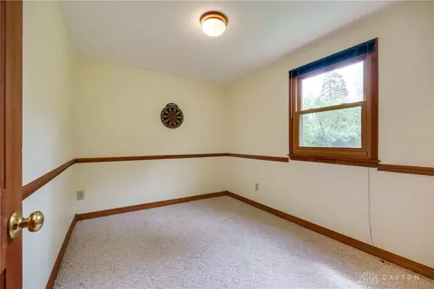 Bedroom - 3889 Eagle Point Dr, Beavercreek, OH 45430 photo 7 of 8