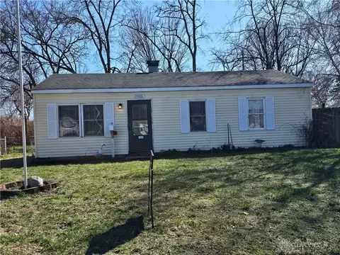 1355 Raybell Dr, Xenia, OH 45385