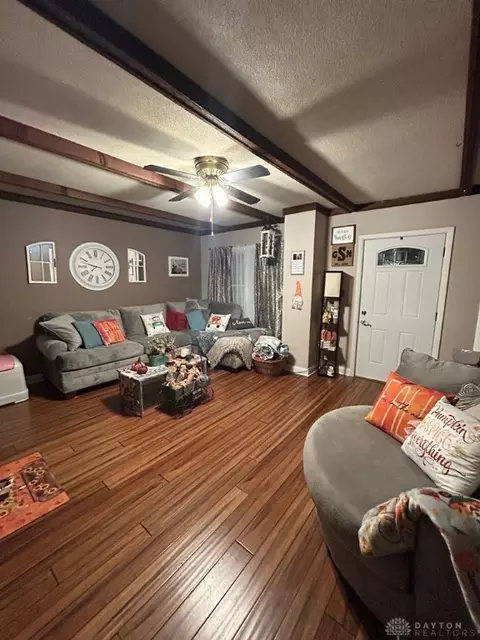 8080 Thomas Rd, Middletown, OH 45042 photo 2