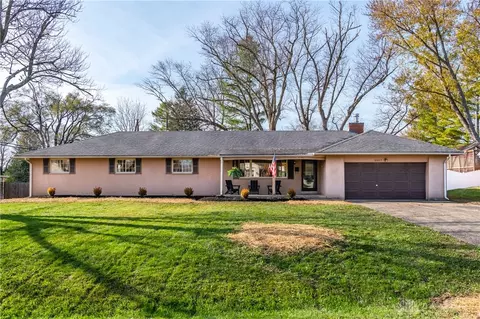 2087 Bonniedale Dr, Bellbrook, OH 45305