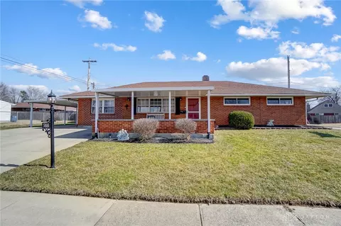 5800 Rosebury Dr, Dayton, OH 45424