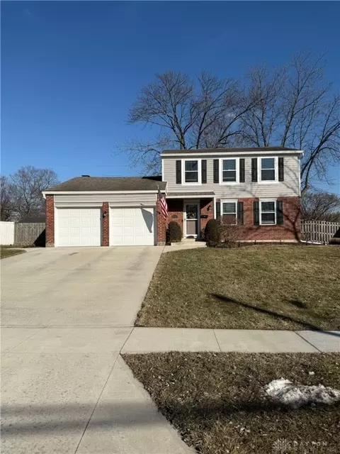 7112 Kinsey Rd, Englewood, OH 45322