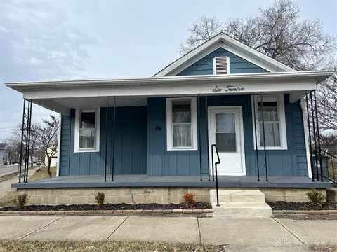 612 S Mulberry St, Troy, OH 45373