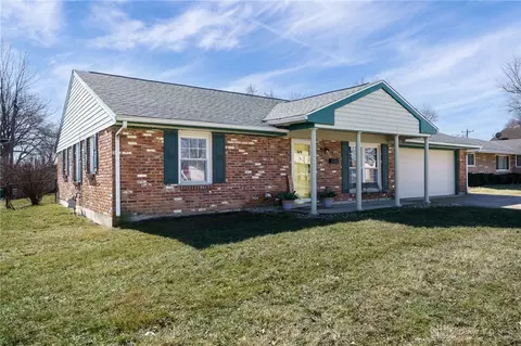 5 Hemlock Ct, Springboro, OH 45066 photo 3