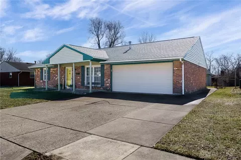 5 Hemlock Ct, Springboro, OH 45066 photo 2