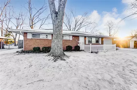 6132 Tomberg St, Huber Heights, OH 45424