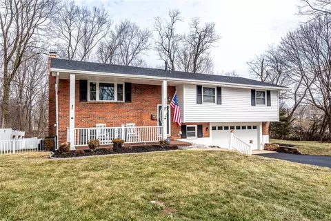 6500 Carnation Rd, Dayton, OH 45449