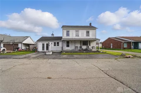 29 Dewey St, West Alexandria, OH 45381