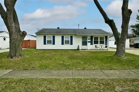 936 Primrose Dr, Dayton, OH 45449
