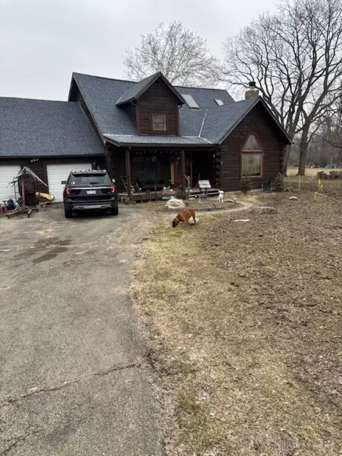 8451 Post Town Rd, Dayton, OH 45426