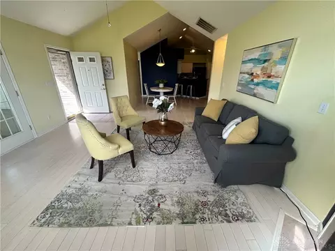 2083 Willow Run Cir, Enon, OH 45323 photo 9