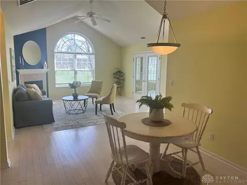 2083 Willow Run Cir, Enon, OH 45323 photo 15