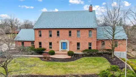 6485 Munger Rd, Dayton, OH 45459