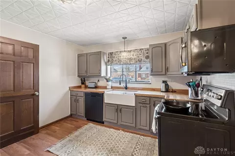 3890 Traine Dr, Kettering, OH 45429 photo 12