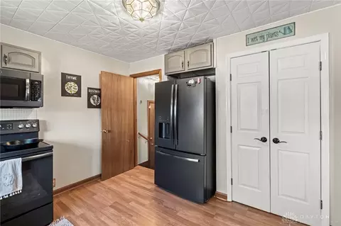 3890 Traine Dr, Kettering, OH 45429 photo 14