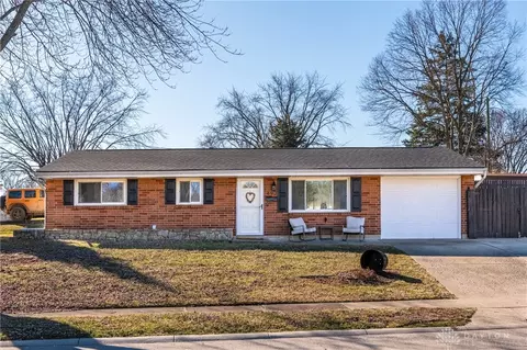 492 Greenup Ct, Franklin, OH 45005