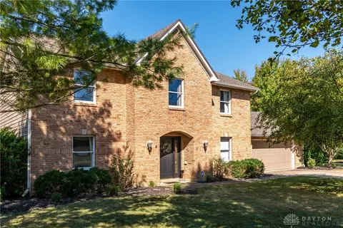 15 Sycamore Creek Ct, Springboro, OH 45066